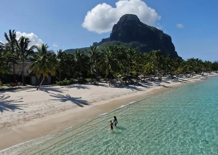 Paradis Beachcomber Golf Resort & Spa