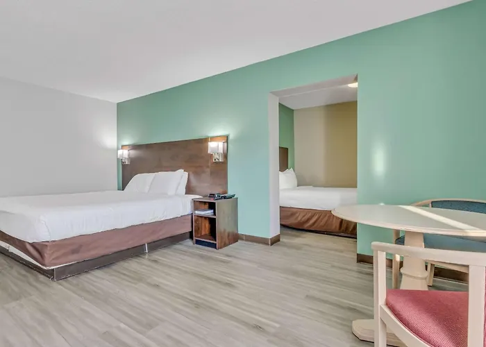 Baymont By Wyndham N Myrtle Beach - Park & Sports Complex Area