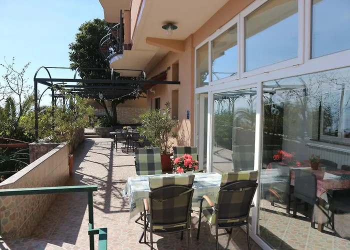 Apartments Komel II