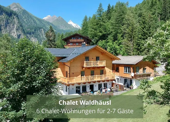 Chalet WaldHäusl luxuriöse Ferienwohnungen mit Sauna&Whirlpool, Kamin, Balkon oder Terrasse mit Bergblick
