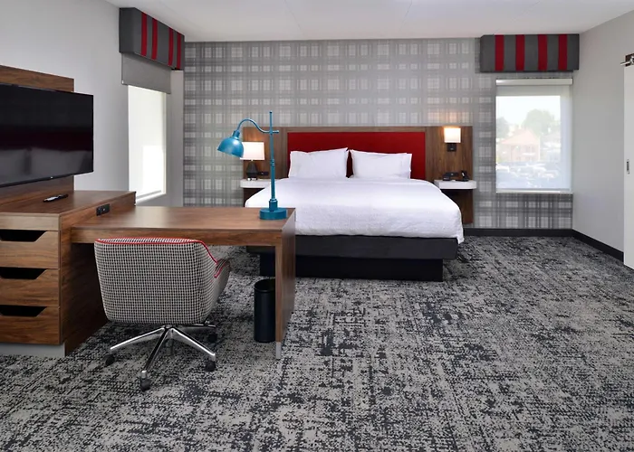 Hampton Inn & Suites Greensboro Downtown, Nc