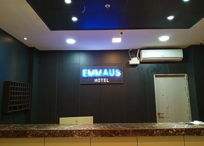 Emmaus condotel
