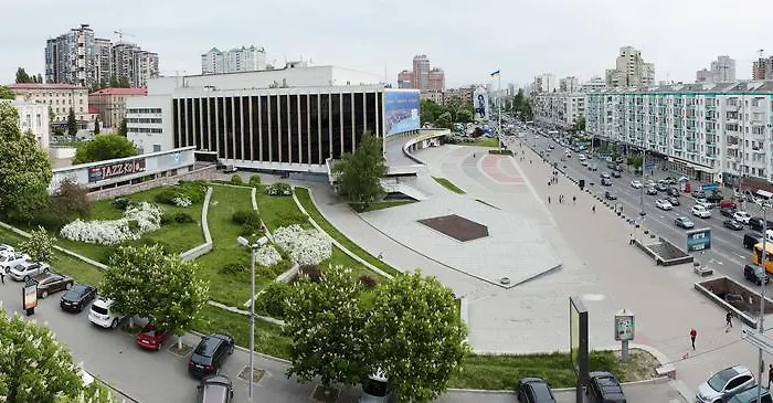 7 Sky On Yevhena Konovaltsia