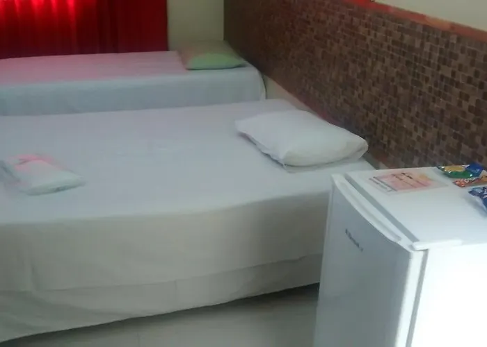 Hotel Dois Candangos