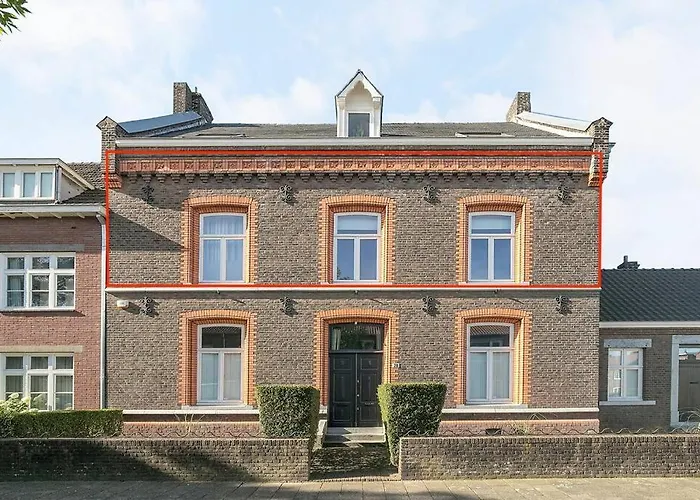 Bohemian Residence