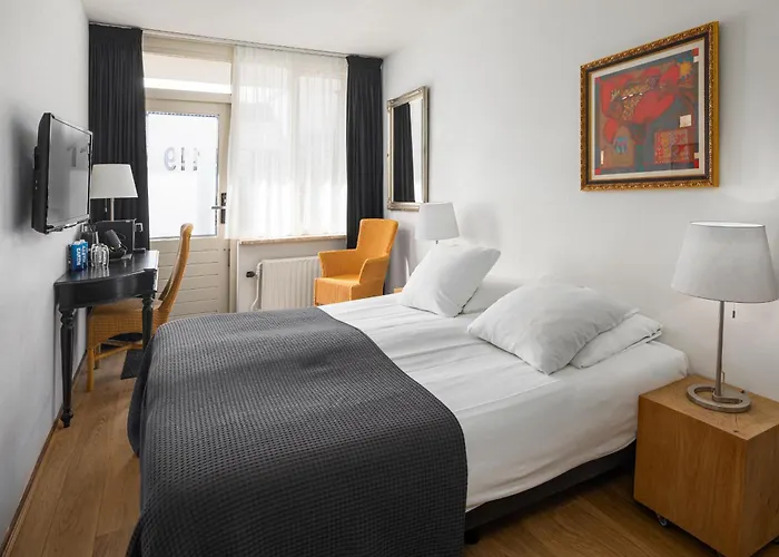 Strandhotel Duinheuvel
