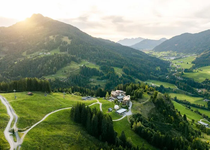 Holzhotel Forsthofalm