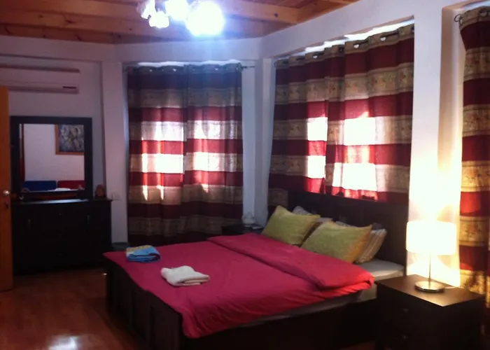 Blueberry Rooms