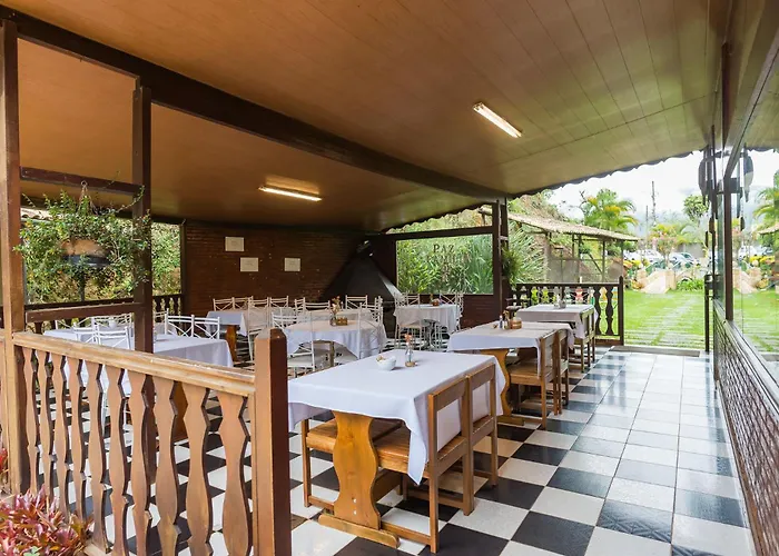 Hotel Serra Everest