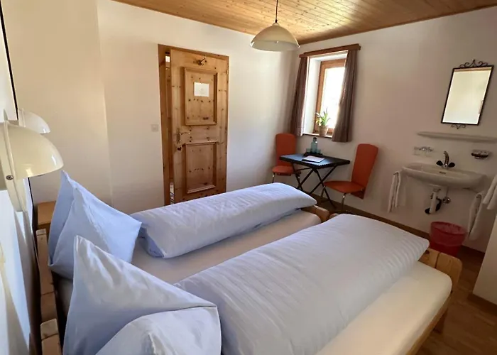 Hotel Ristorante Lagrev