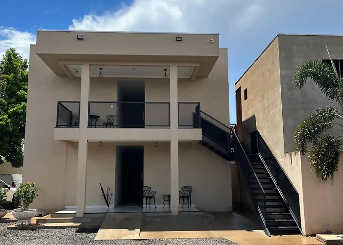 Deluz Hotel