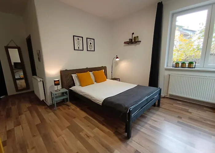 Pif Apartments Sadoveanu