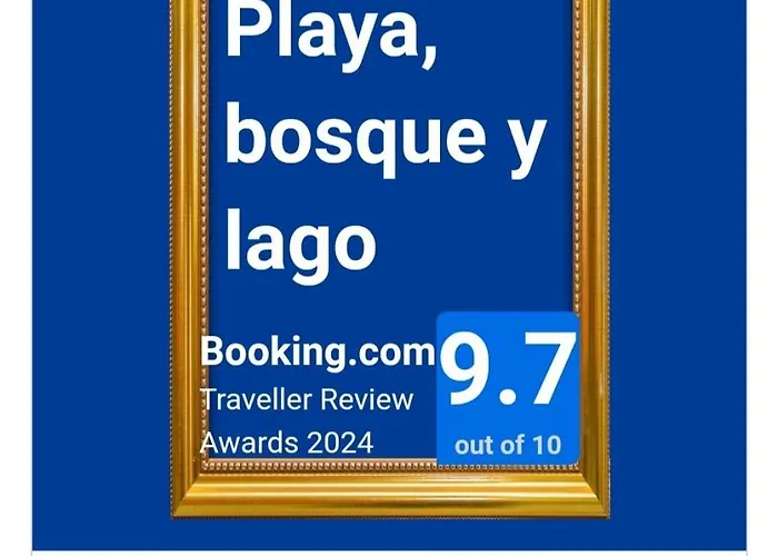 Playa, Bosque Y Lago