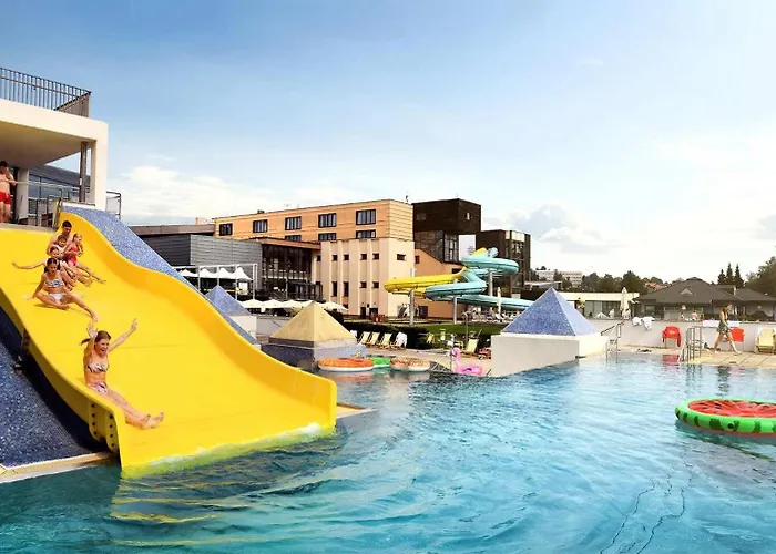 Hotel Aquacity Mountain View
