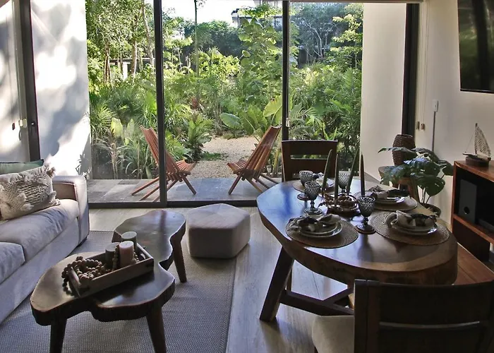 Luxury Jungle Loft, 7 Pools, Rooftop Panoramic View, Beach Shuttle, Fast Wifi