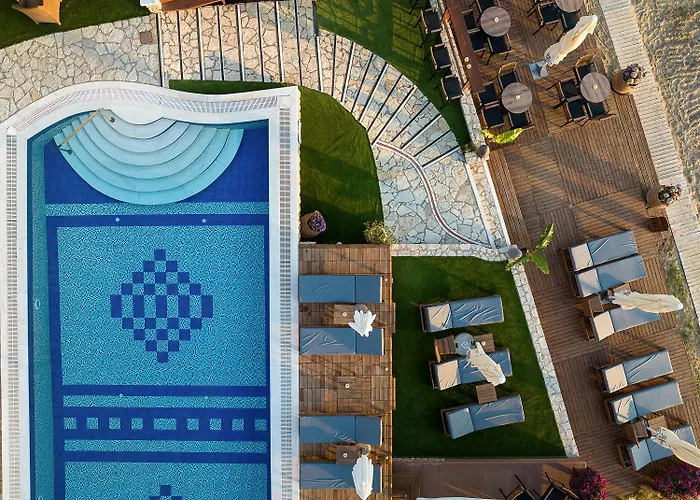 Almira Hotel