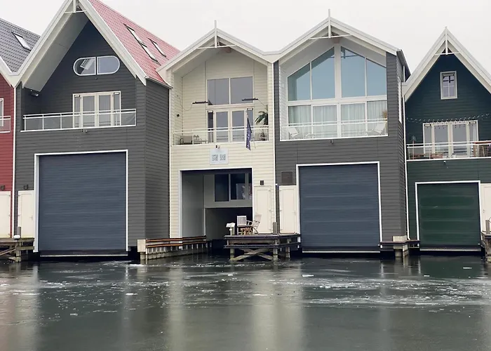 Nomad Water Studio