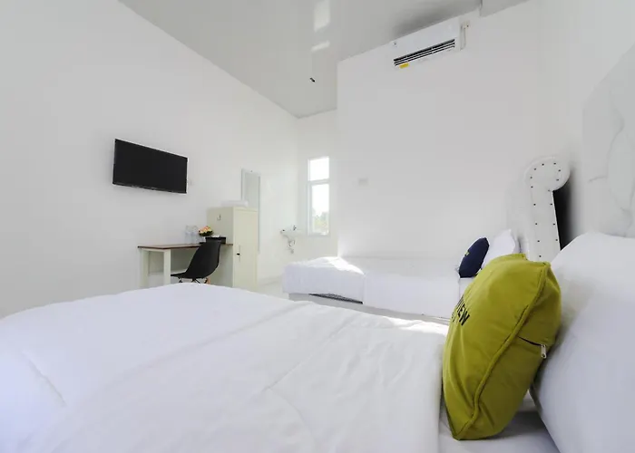 Urbanview Hotel Betego Syariah Enggal By Reddoorz