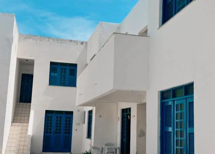 Paraiso frente ao mar, réplica de uma vila grega!