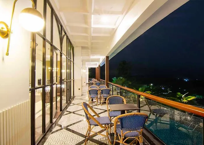 Grand Rocky Hotel Bukittinggi