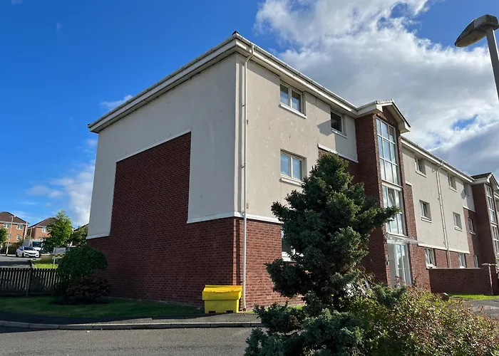 Flat One, 212 Eaglesham Road, East Kilbride, Glasgow