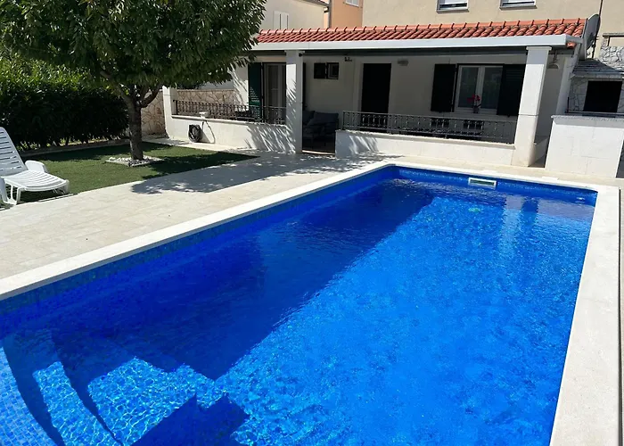 Apartments Iris