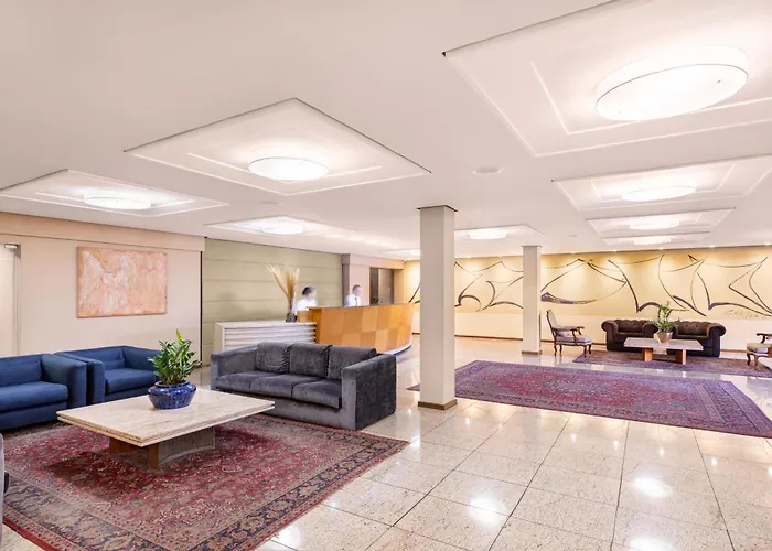 Hotel Crystal