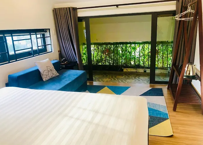 PHỐ CHỢ ĐÊM Villa - Near Hoi An Old Town 200m
