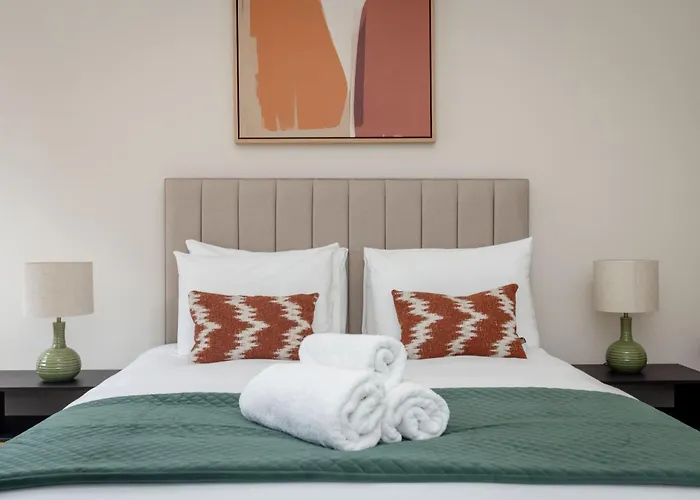 Dragon Suites Luxury Serviced Apartments At Walker Street