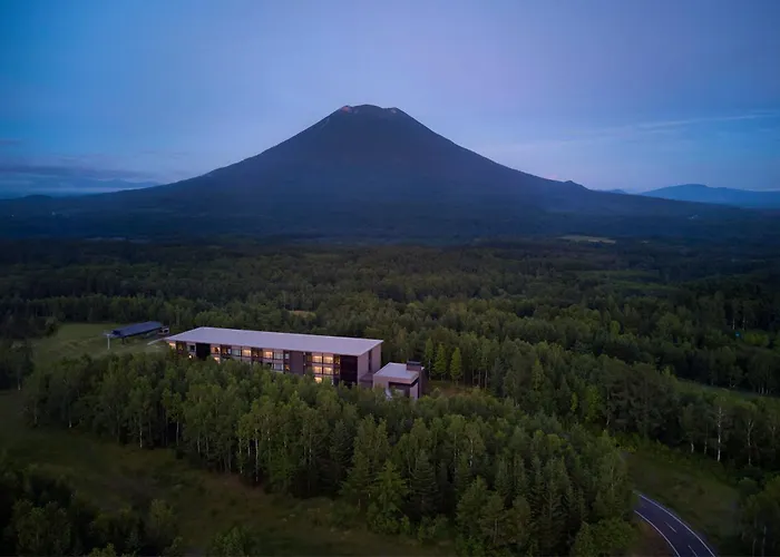 Higashiyama Niseko Village, A Ritz-Carlton Reserve