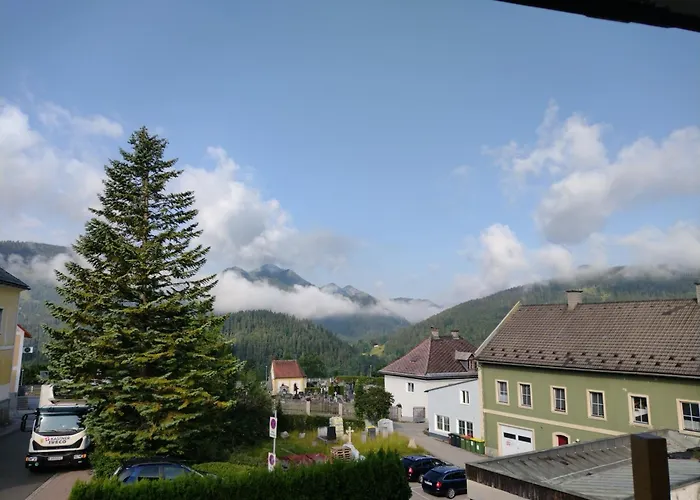 sechzehnerhaus
