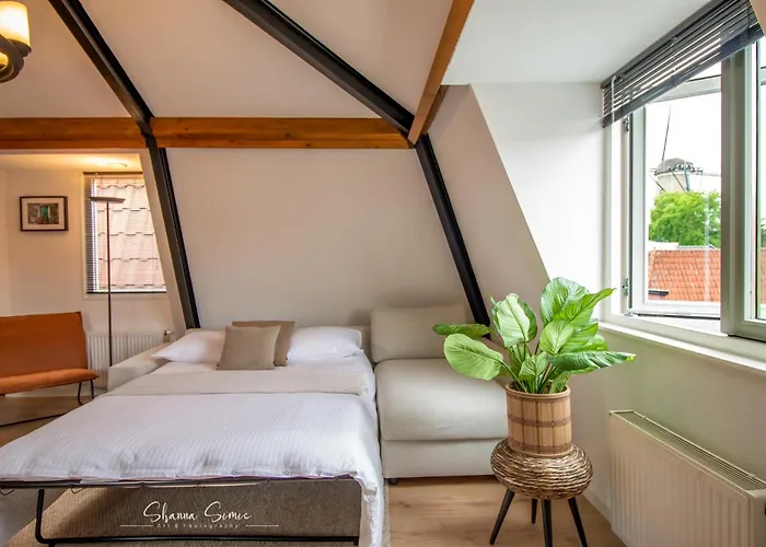 Aparthotel De Koning By Urban Home Stay