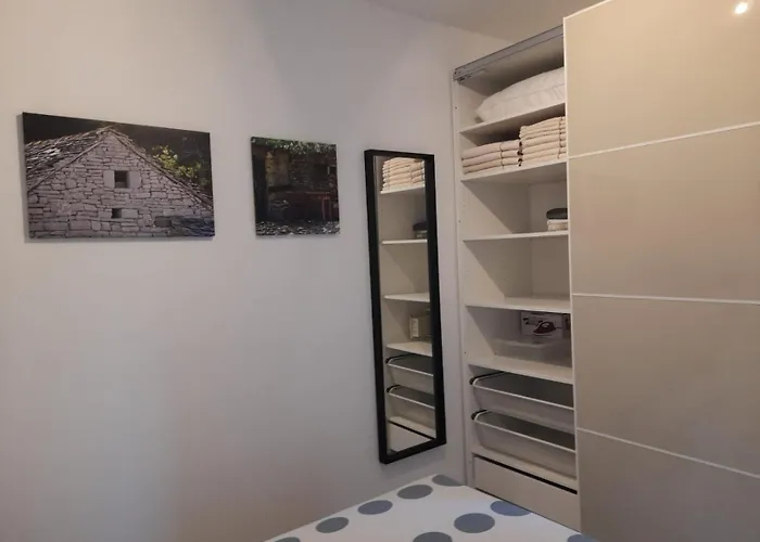 Bellavista Jelsa 2+2