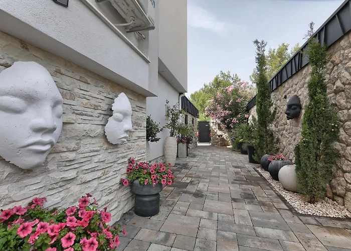 HD Beach House I