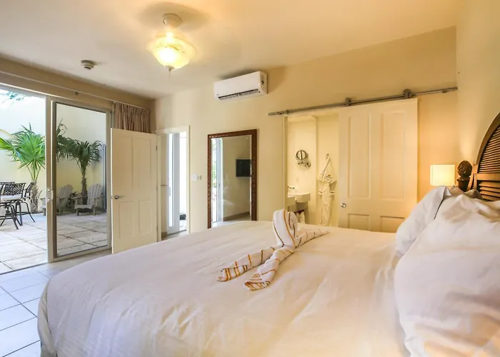 Bungalows At Windsong On The Reef