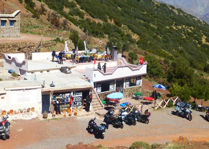 Tizintest LA HAUTE VUE 2100M - Hôtel Restaurant