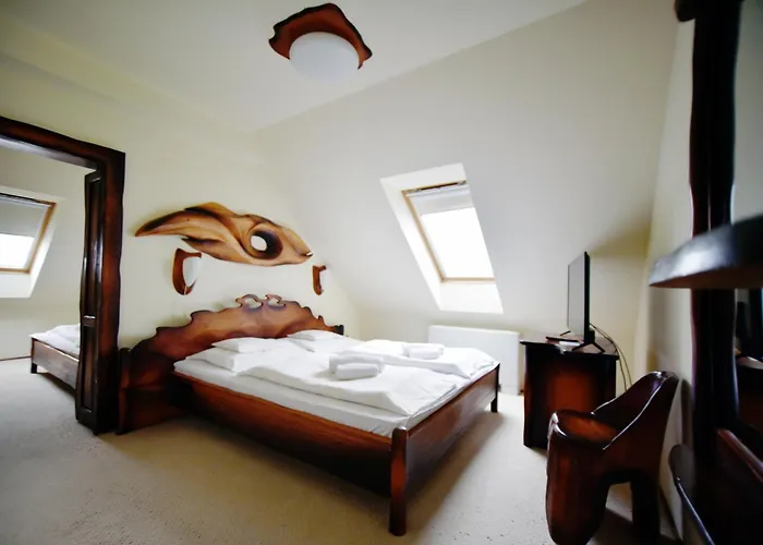 Camelot Club Hotel
