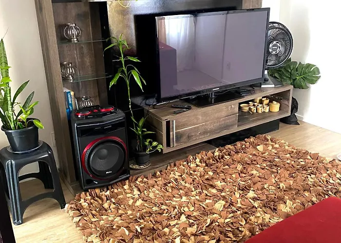 Apartamento inteiro 2 quartos com piscina Camboriú