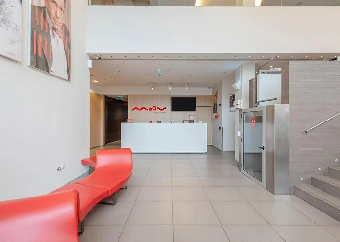 Moov Hotel Porto Centro