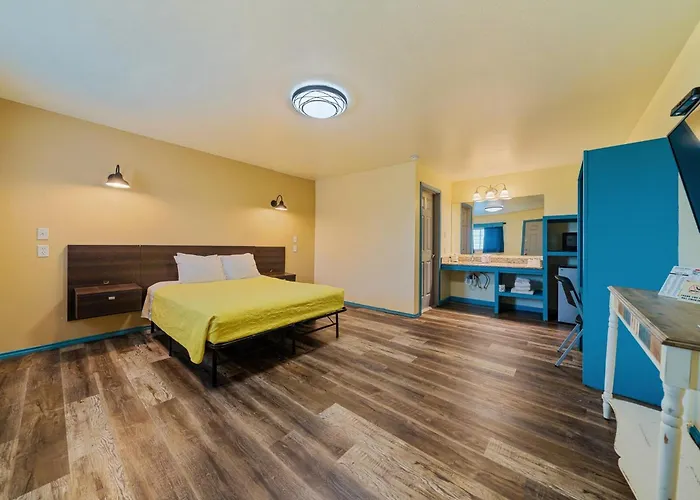Catalina Motel