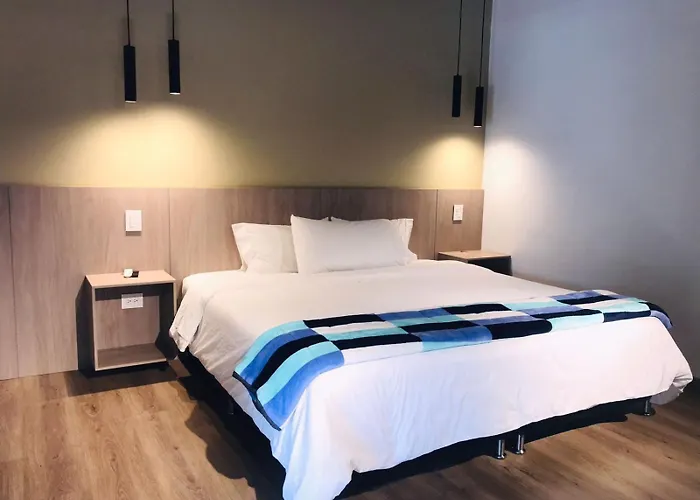 Hotel & Golf Isak Aeropuerto