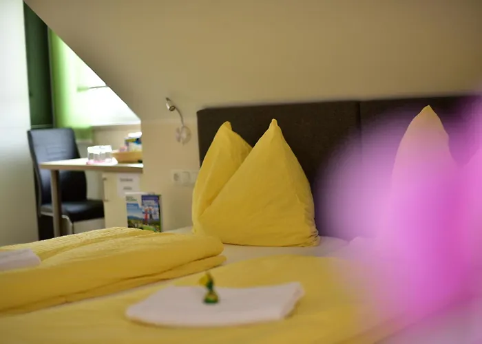 Ferienwohnungen und Zimmer Yassi