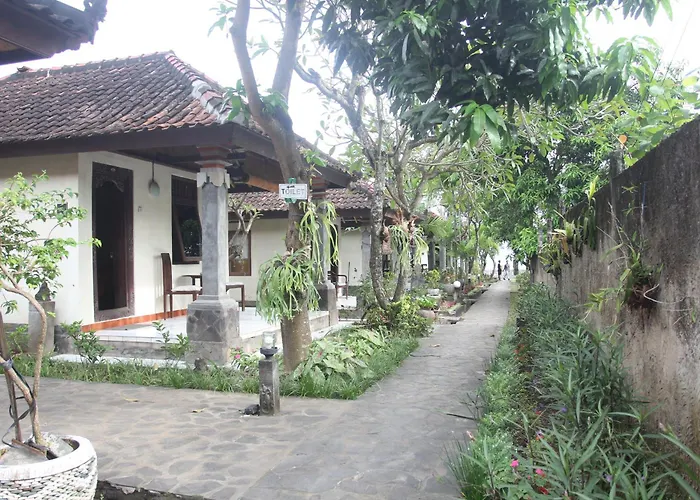 Temple Cafe & Seaside Cottages