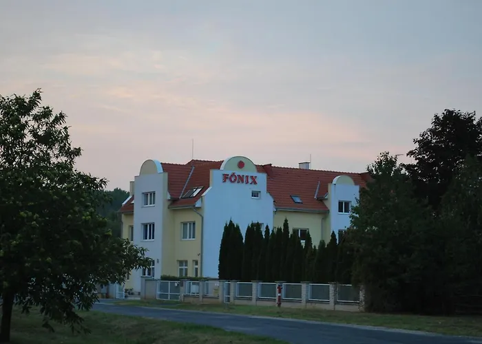 Fonix Hotel
