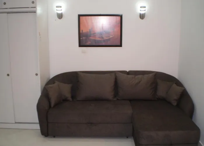 Apartments Tare, Electric Car Refill