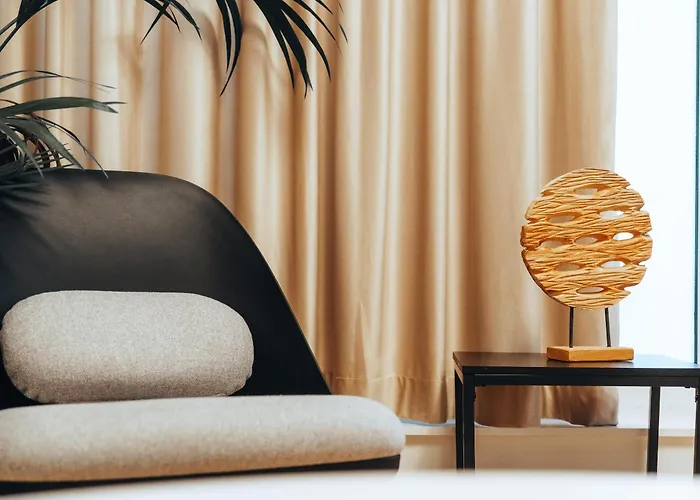 R213 Residences Botanique