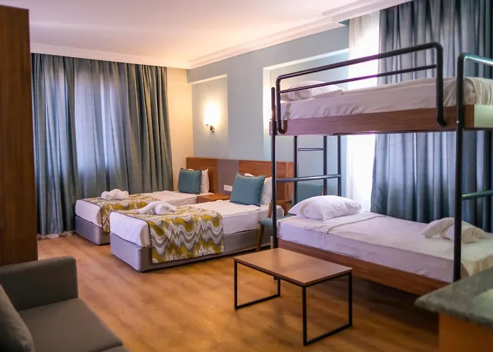 Side Village Family Suite