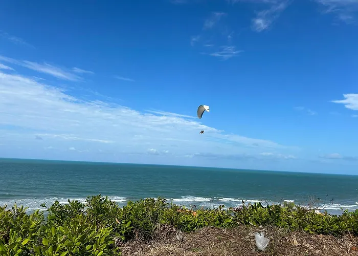 Apto com Ar com vista para praia de Morro Branco - Fortaleza
