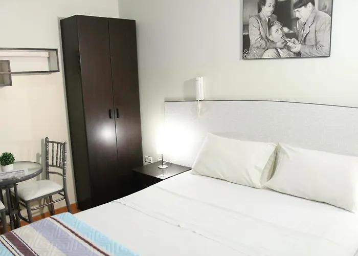 Hotel Venture