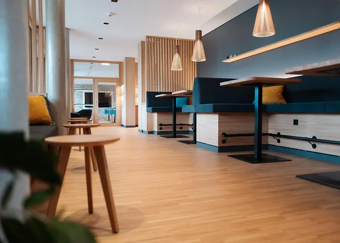 Educare Hotel Treffen